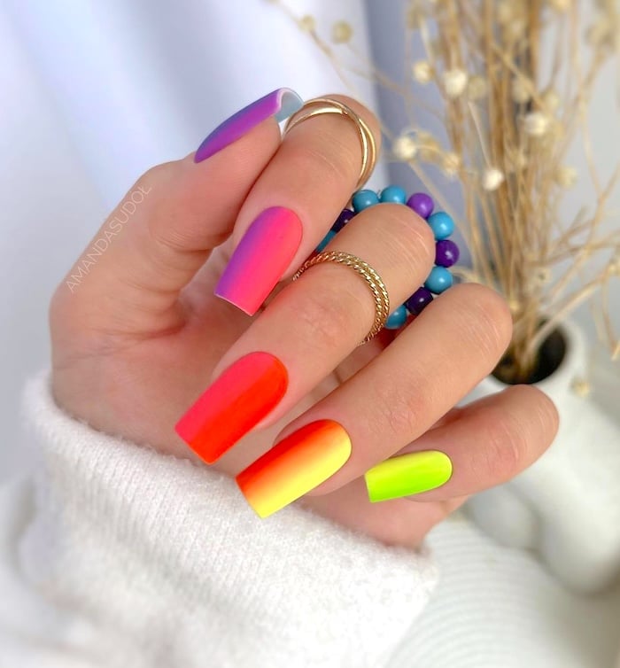 Square and colorful bright summer nails.