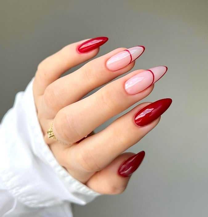 Red outline nails.