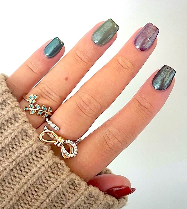 Autumn colors chrome nails.