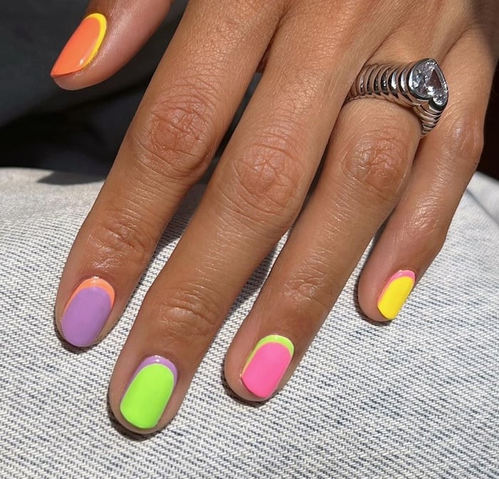 Short multi-color neon nails.