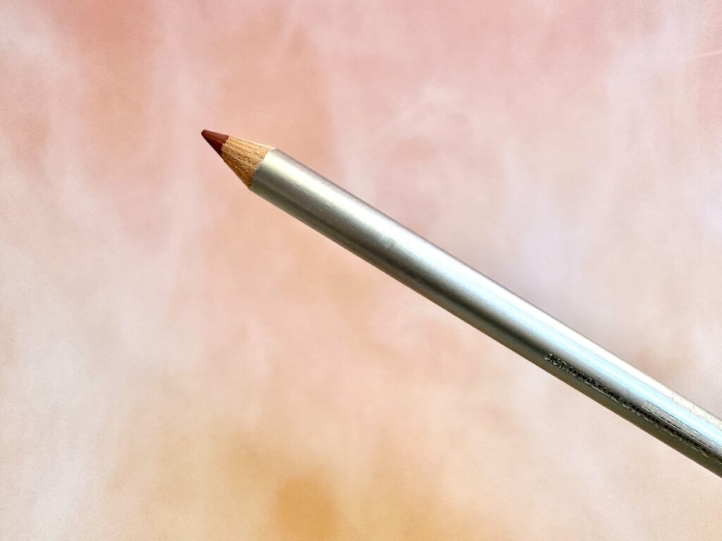 Maybelline Color Sensational Lip Liner in the shade Nude 20.