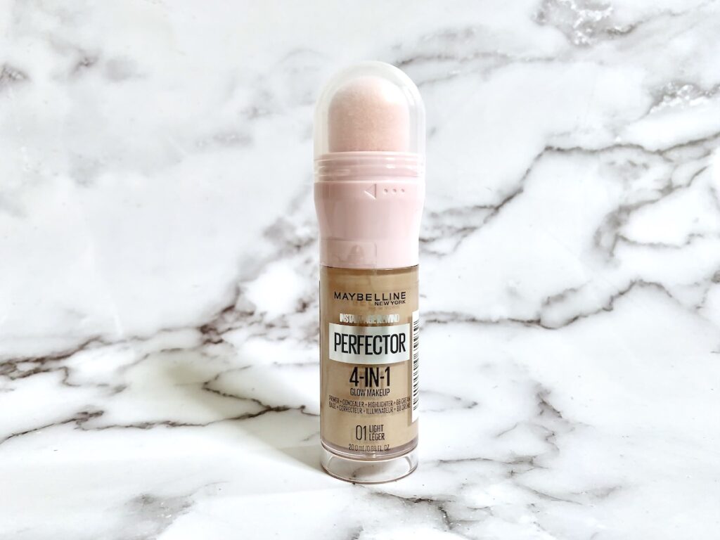 Maybelline Instant Age Rewind Perfector 4-in-1 Glow Makeup in Light.