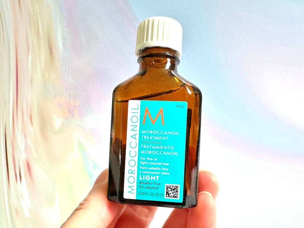 Moroccanoil Treatment Light, hnadheld.