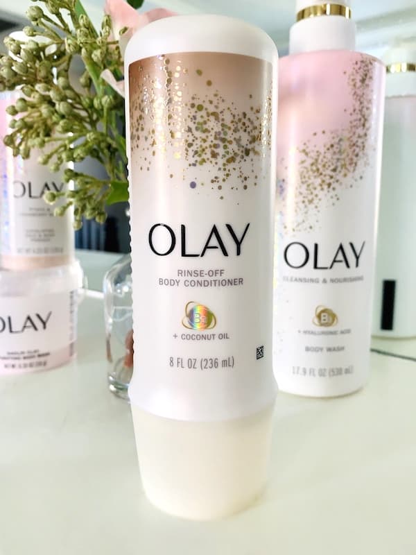 Olay Rinse-Off Body Conditioner with Vitamin B-3 + Coconut Oil