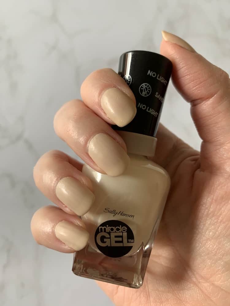 Sally Hansen Miracle Gel At Home Manicure in Birthday Suit