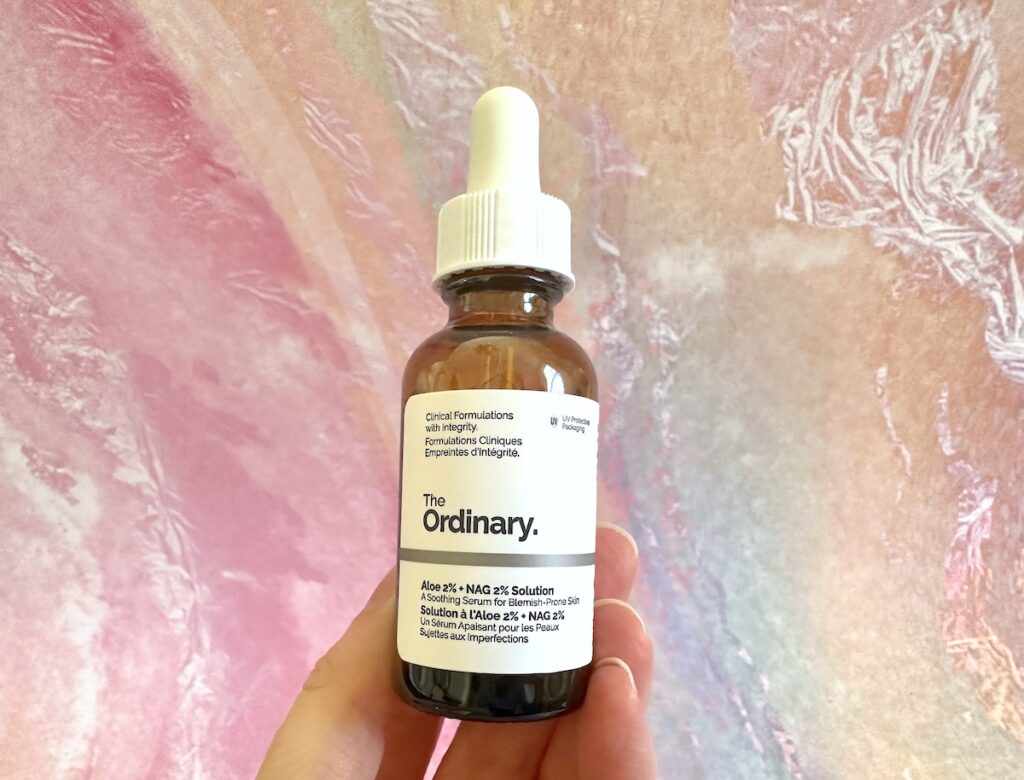 The Ordinary Aloe 2% + NAG 2% Solution, handheld.