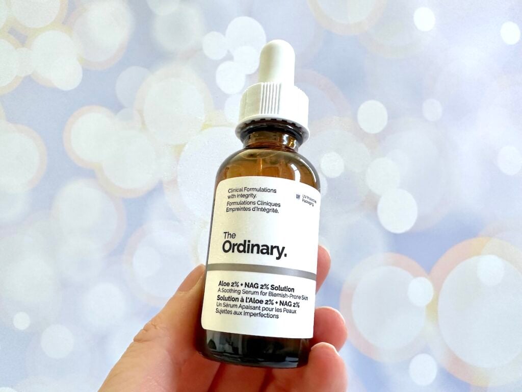 The Ordinary Aloe 2% + NAG 2% Solution, handheld.