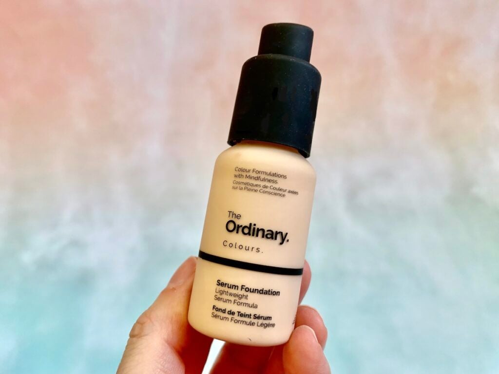 The Ordinary Serum Foundation in 2.0 P Light Medium