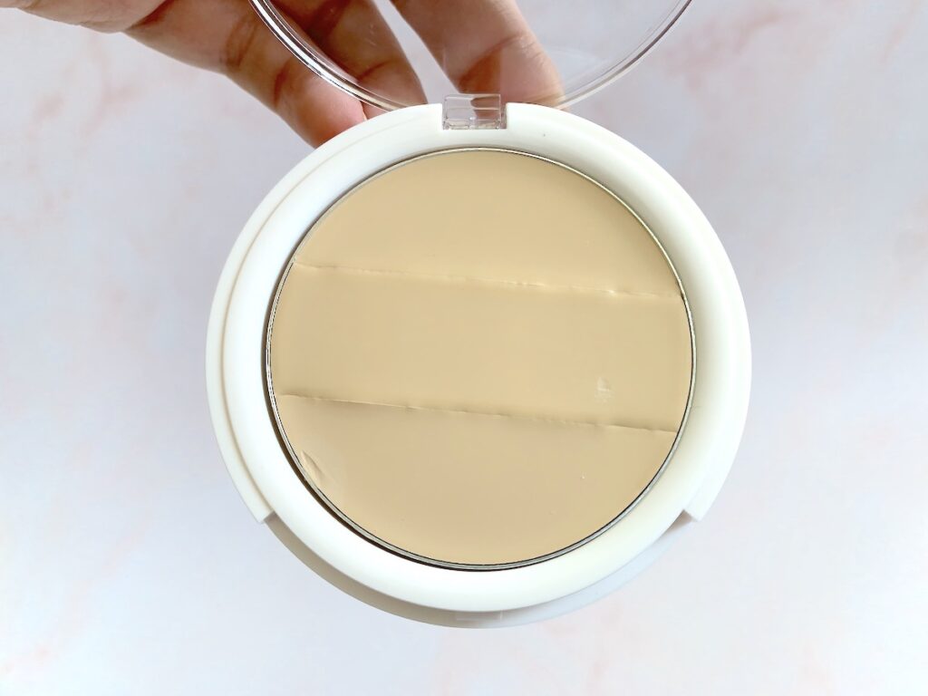 Undone Beauty Conceal To Reveal 3-in-1 Coverage Palette opened.