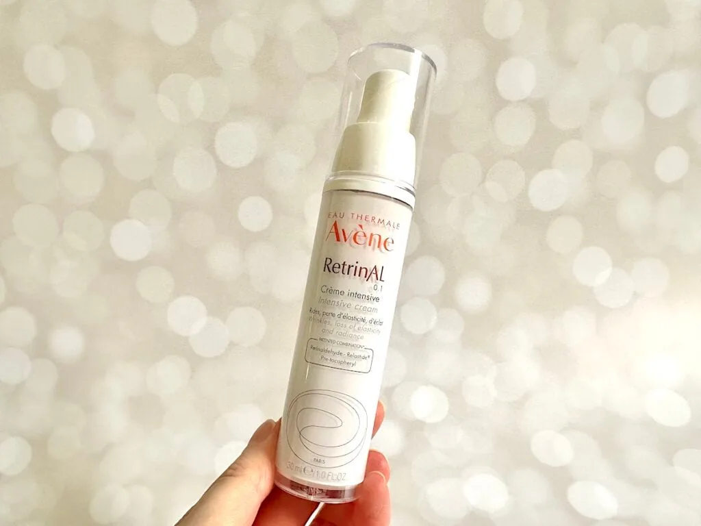 Avene RetrinAL 0.1 Intensive Cream, handheld.