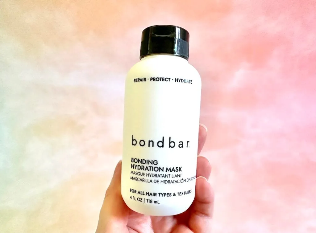 bondbar Bonding Hydration Mask, handheld.