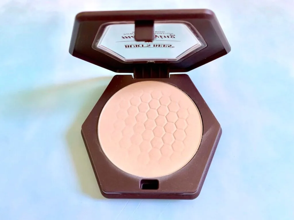 Burt's Bees Mattifying Powder Foundation in the shade 1105 Bare with lid opened.