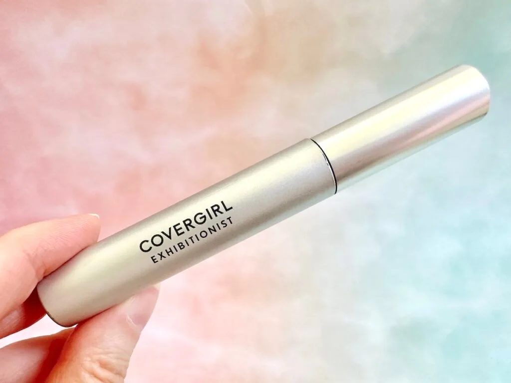 CoverGirl Exhibitionist Mascara handheld.