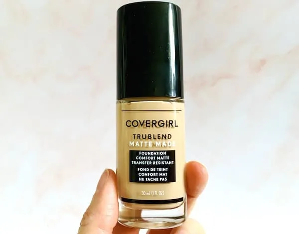 CoverGirl TruBlend Matte Made Liquid Foundation in Buff Beige