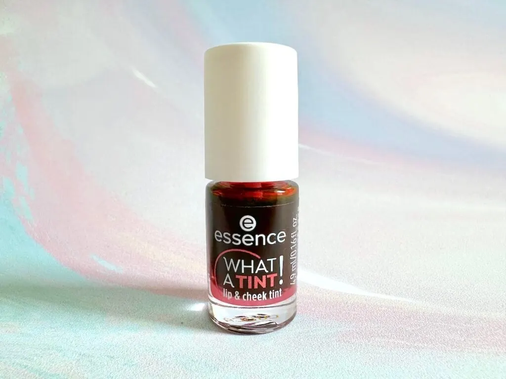 Essence What A Tint! Lip & Cheek Tint in the shade Kiss From A Rose.