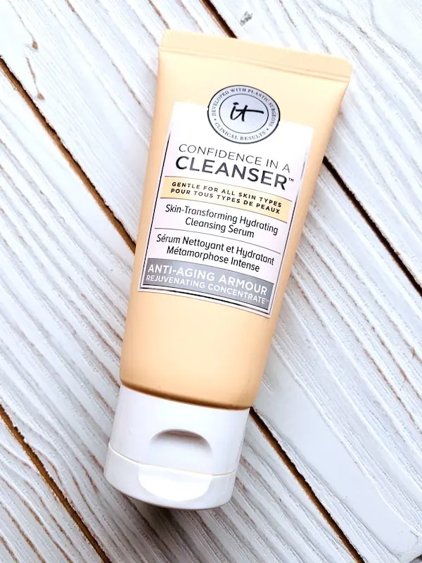 It Cosmetics Confidence in a Cleanser