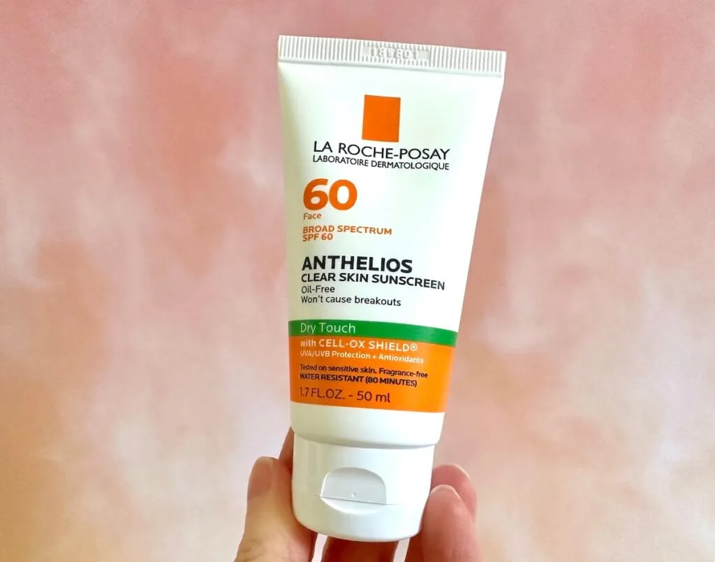 La Roche-Posay Anthelios Clear Skin Sunscreen SPF 60, handheld.