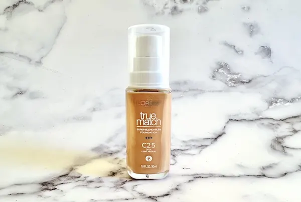 L’Oreal True Match Super-Blendable Foundation in the sahde Cool Light Medium.