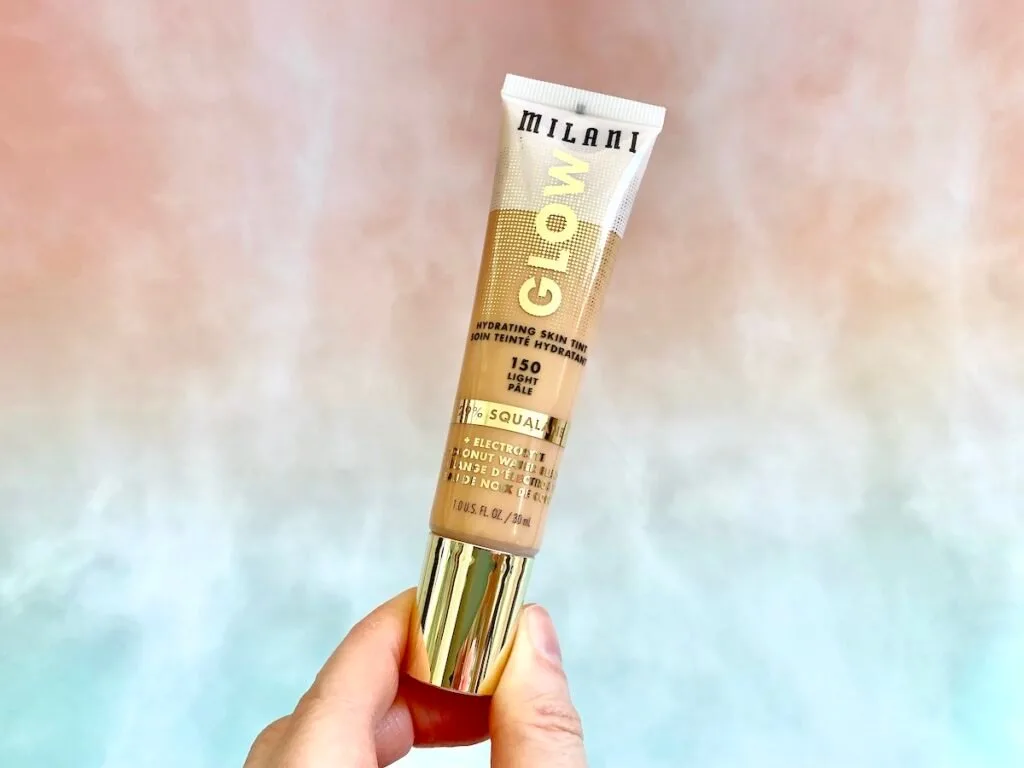 Milani Glow Hydrating Skin Tint in 150 Light