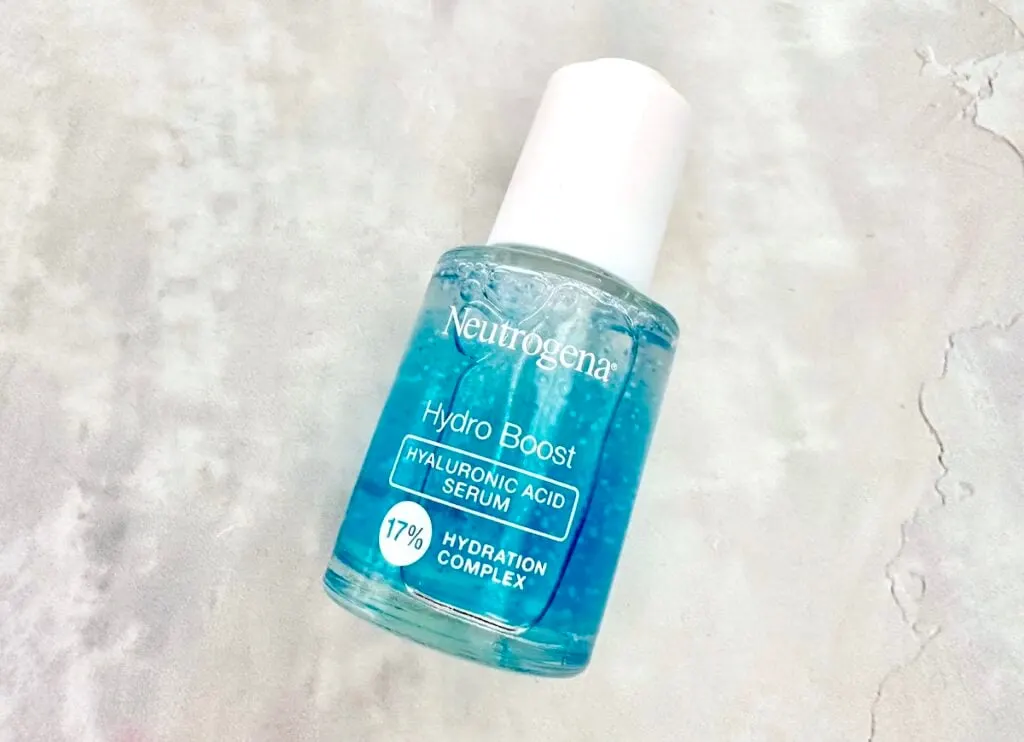 Neutrogena Hydro Boost Hyaluronic Acid Serum, flatlay.