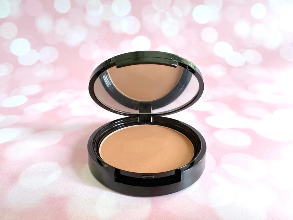 NYX Matte Bronzer in the shade Medium. Open compact.