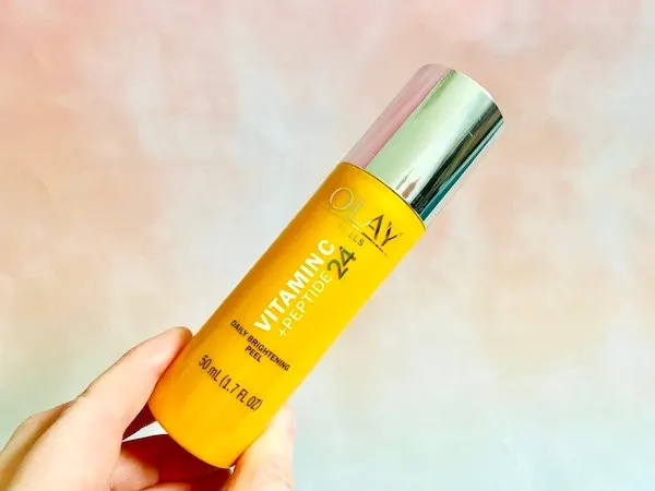 lay Vitamin C + Peptide 24 Daily Brightening Peel