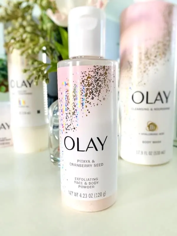 Olay Exfoliating Face & body Powder with Pitaya and Cranberry Seed