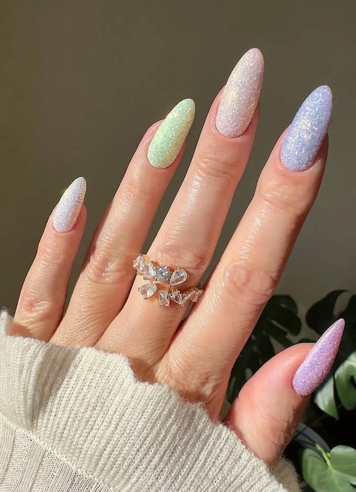 Spring pastel nails.