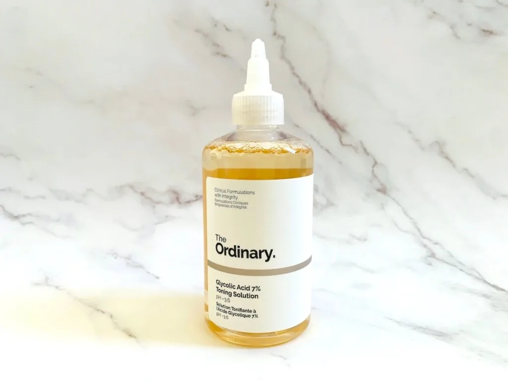 The Ordinary Glycolic Acid 7% Toning Solution on marble background